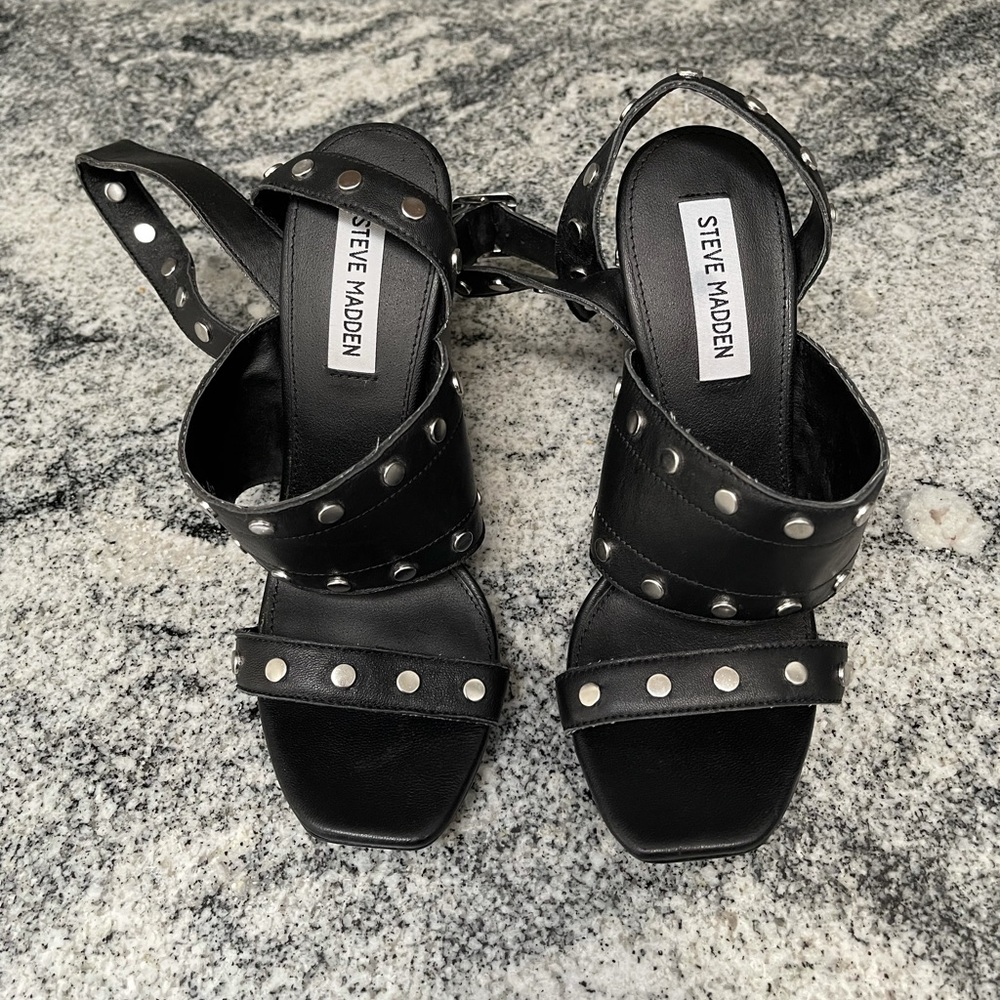 Steve Madden - Black Studded Sandals (sz 8)